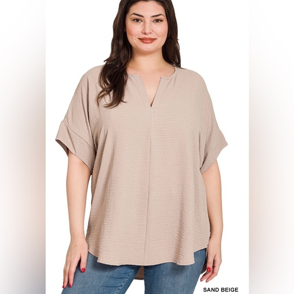 New!Plus Size Zenana Woven airflow split neck short sleeve top Size 1X 2X 3X - Picture 1 of 4